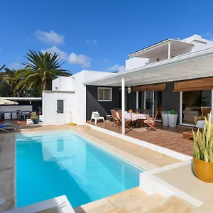 Golf Lanzarote Villa Costa Teguise